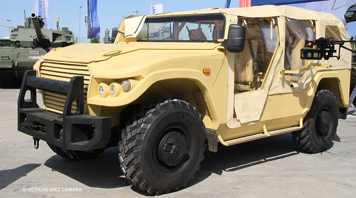 Esta variante es más compacta que la que tiene blindaje integral, por lo que seguramente será más discreta en sus movimientos. (Octavio Díez Cámara)